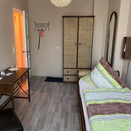 No. 55 Πανσιόν Ερφούρτη