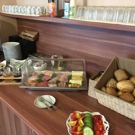 Πανσιόν No. 55 3*