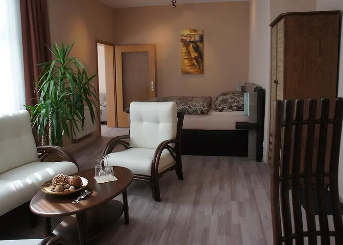 ゲストハウス No. 55 3*