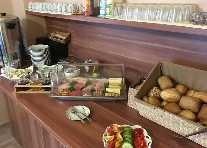 ゲストハウス No. 55 3*